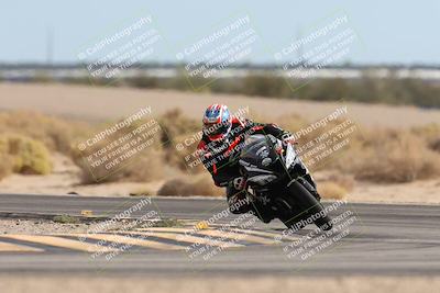 media/Nov-16-2025-Race Pace (Sun) [[8c5fa54630]]/Verified Riders/9-Turn 16 (150pm)/